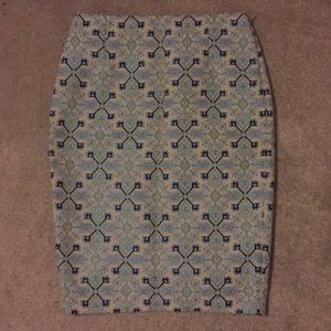 Metallic stitching Ivory base Skirt